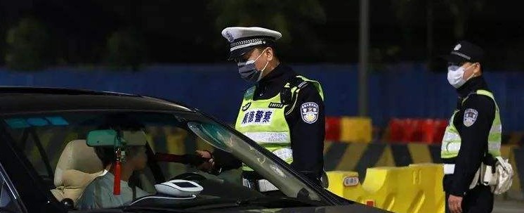 吹酒精測試儀技巧降低方法，15分鐘解酒最快的方法有效果嗎