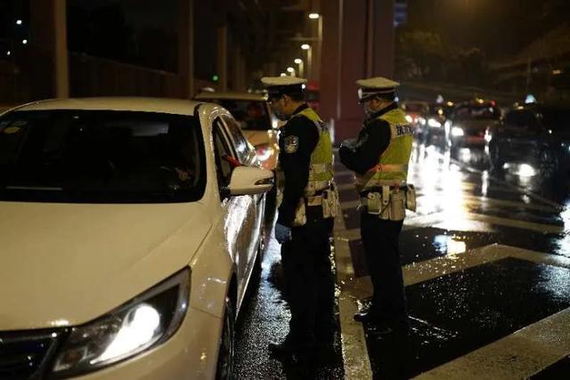 酒精測試儀怎么消毒 廣州用被動式酒精檢測儀“一次一消毒”